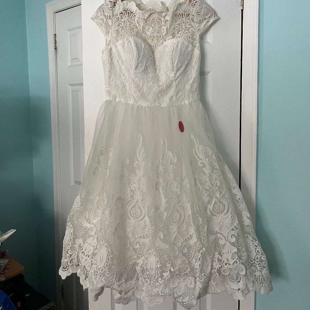 White Chichi London lace dress in size 6